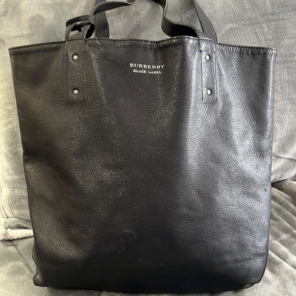 Burberry Black Label leather, reversible tote bag. - Picture 1 of 15